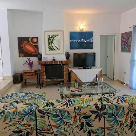 Cancelas Holiday home *